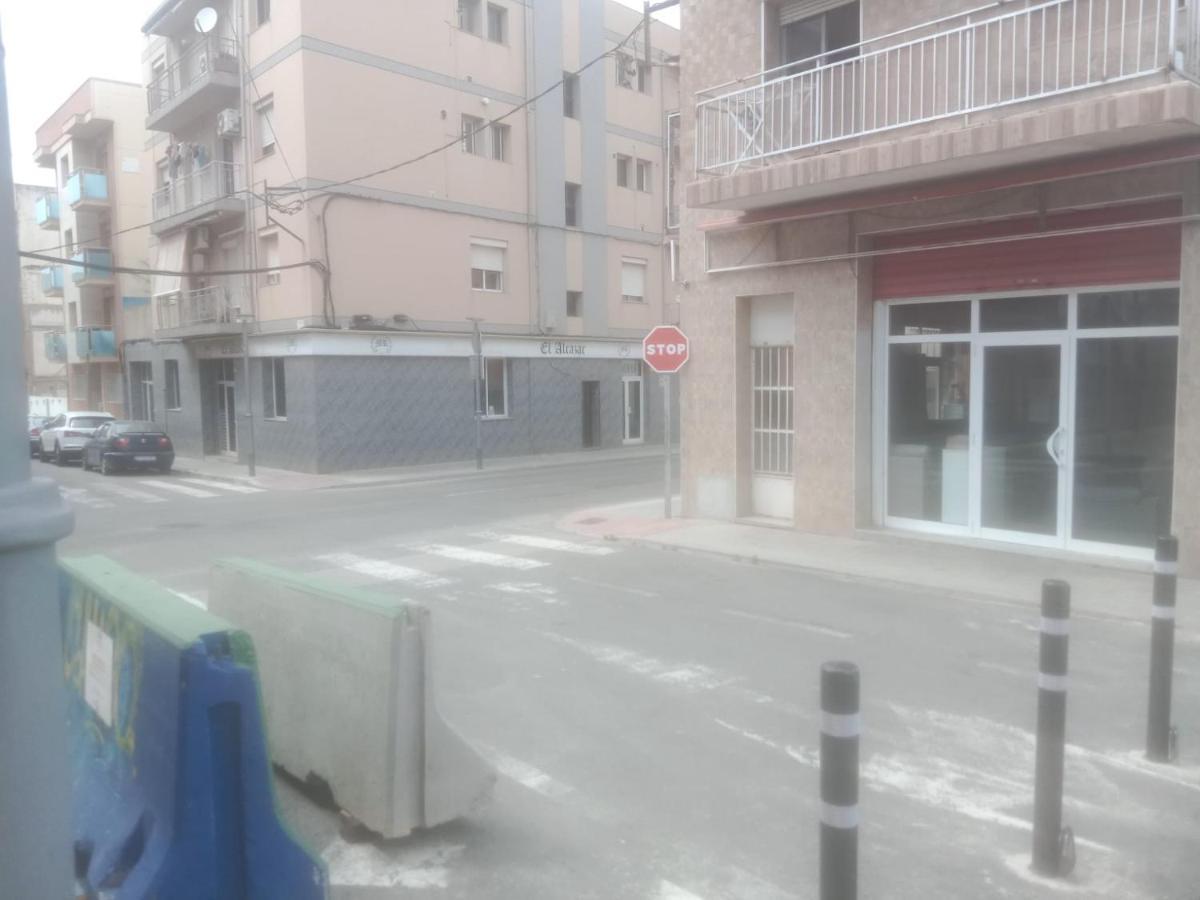 Habitacion Privada Tarragona Con Cocina Salon Y Terraza Piso Compartido المظهر الخارجي الصورة