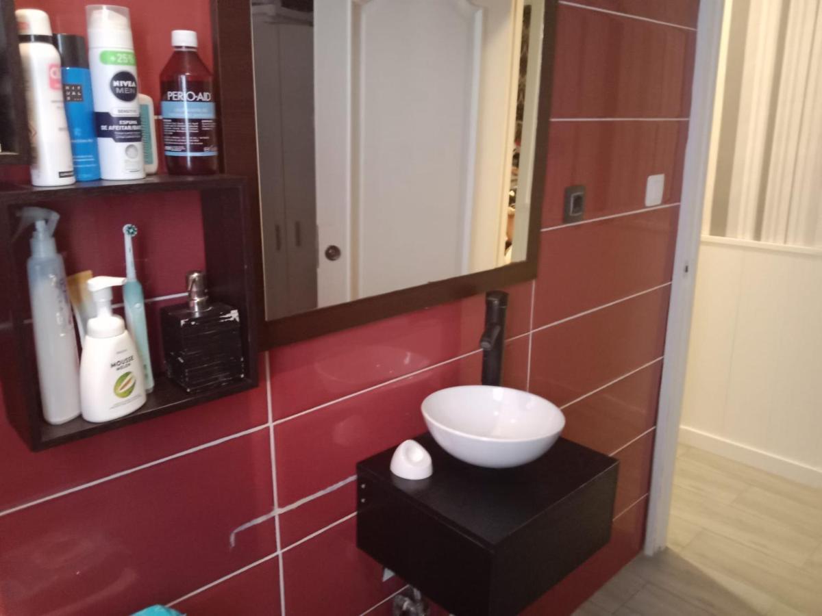 Habitacion Privada Tarragona Con Cocina Salon Y Terraza Piso Compartido المظهر الخارجي الصورة