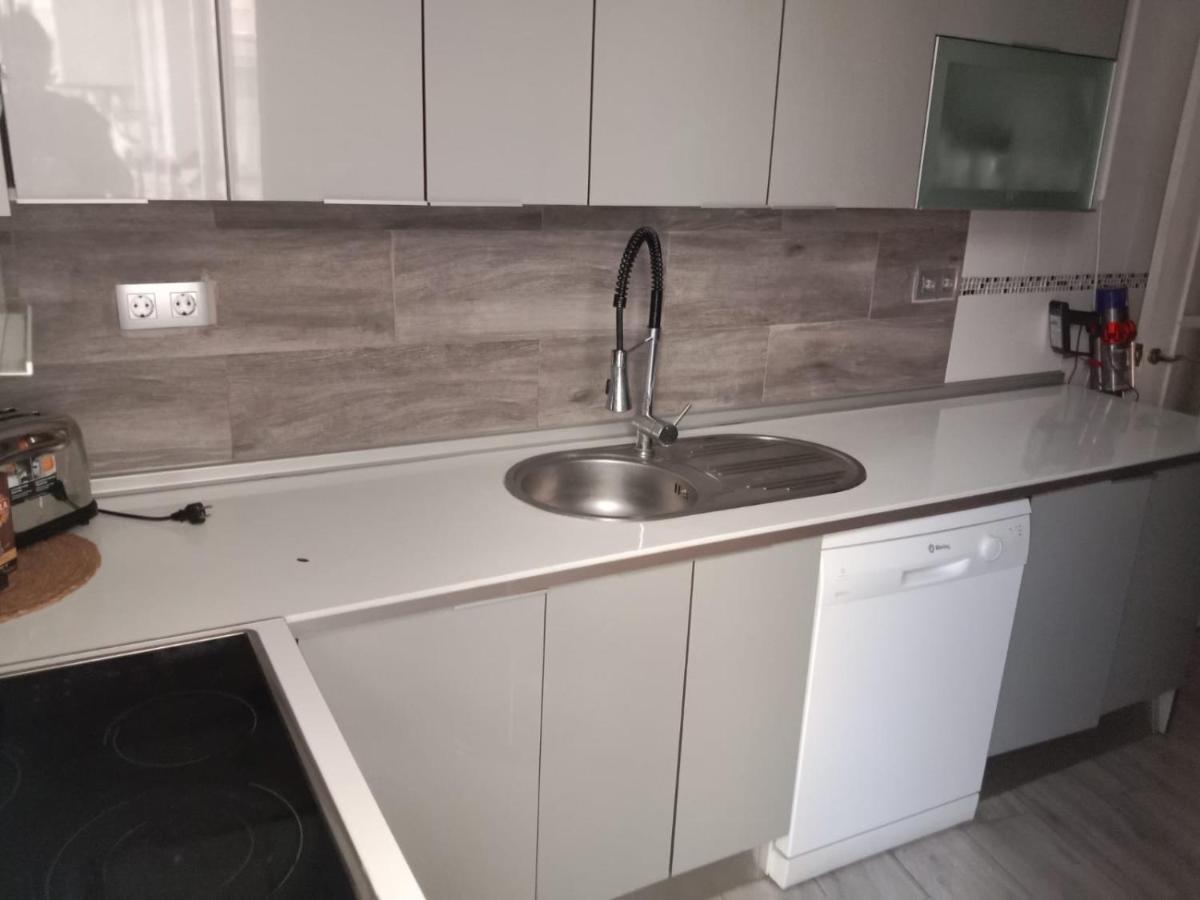 Habitacion Privada Tarragona Con Cocina Salon Y Terraza Piso Compartido المظهر الخارجي الصورة