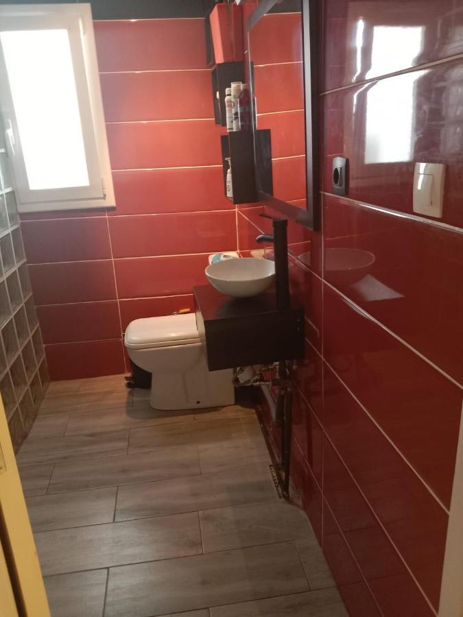 Habitacion Privada Tarragona Con Cocina Salon Y Terraza Piso Compartido المظهر الخارجي الصورة